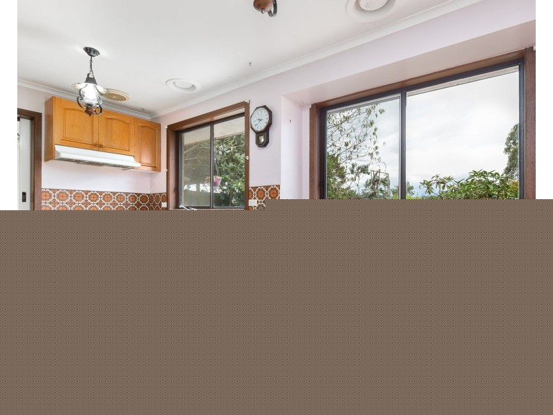 18 Rawhiti Road, Emerald VIC 3782