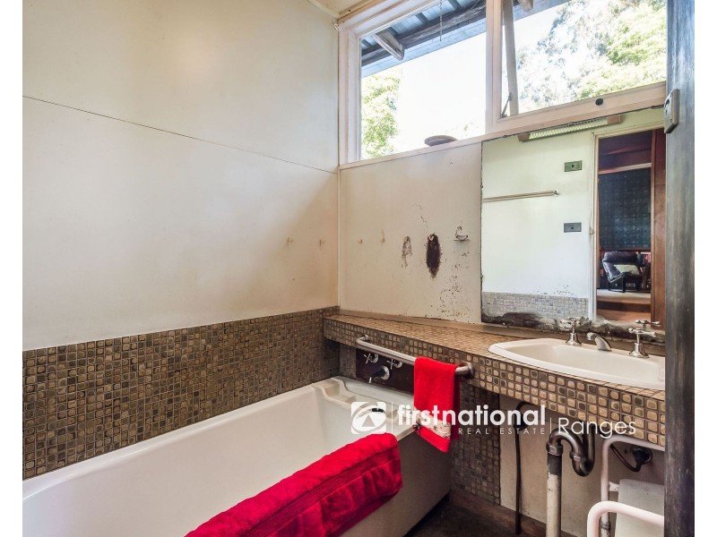 5 Old Main Road, Ferny Creek VIC 3786