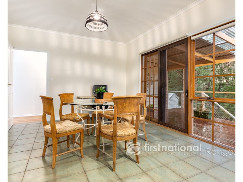 12 Bilocla Avenue, Cockatoo VIC 3781