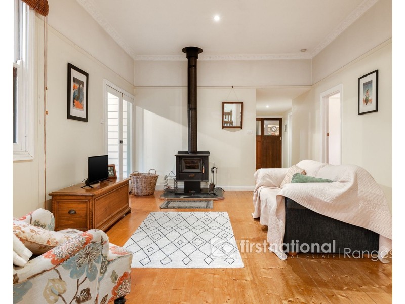 5 Springs Street, Cockatoo VIC 3781