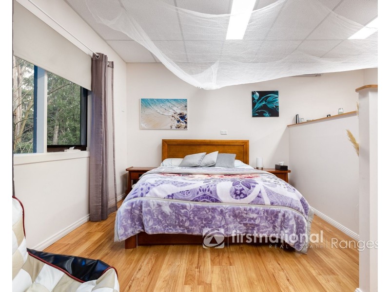 10 Clear Brook Road, Clematis VIC 3782