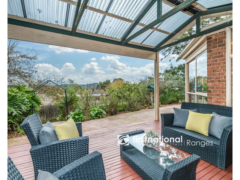 2 Nicole Court, Mooroolbark VIC 3138