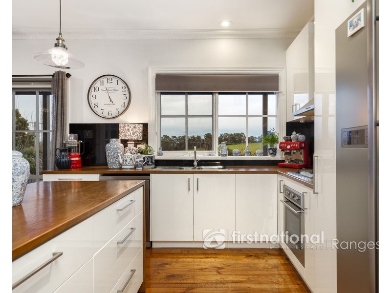 17 Le Souef Road, Gembrook VIC 3783