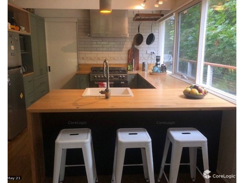 15 Charman Avenue, Emerald VIC 3782