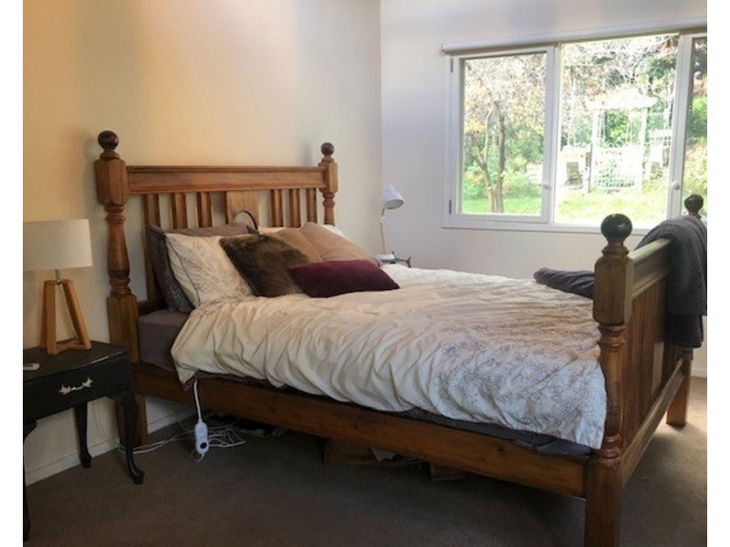 15 Charman Avenue, Emerald VIC 3782