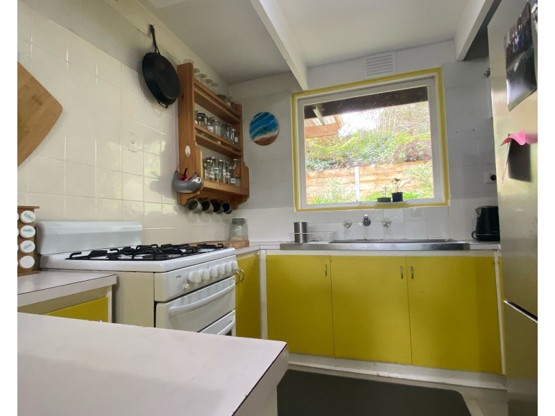 56 Caroline Avenue, Cockatoo VIC 3781