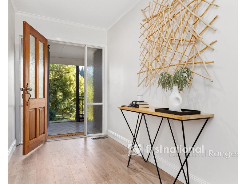 7 Carawa Street, Cockatoo VIC 3781