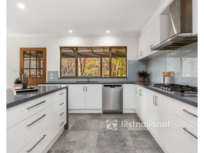 7 Carawa Street, Cockatoo VIC 3781