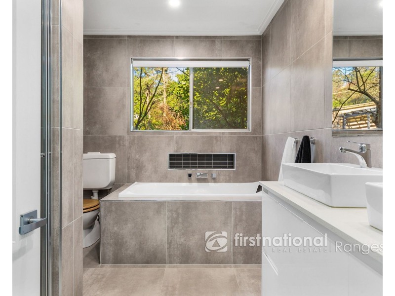 7 Carawa Street, Cockatoo VIC 3781