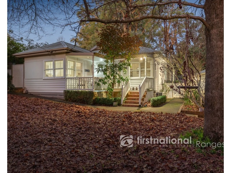 2 Margaret Road, Avonsleigh VIC 3782