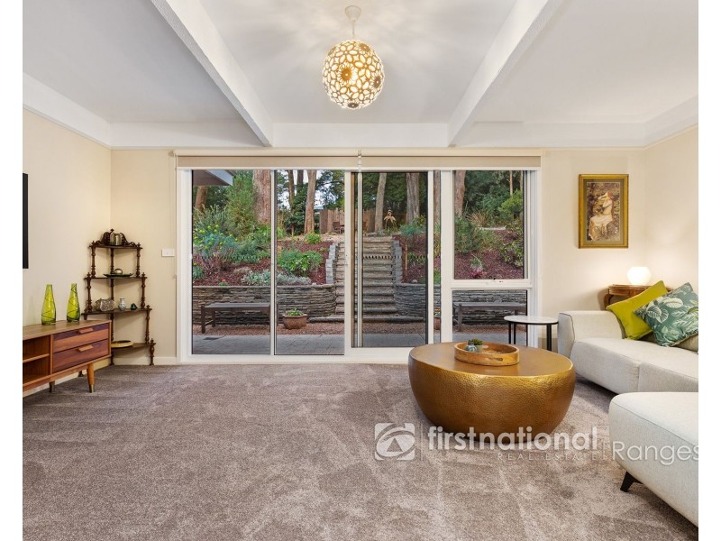 6 Station Avenue, Emerald VIC 3782