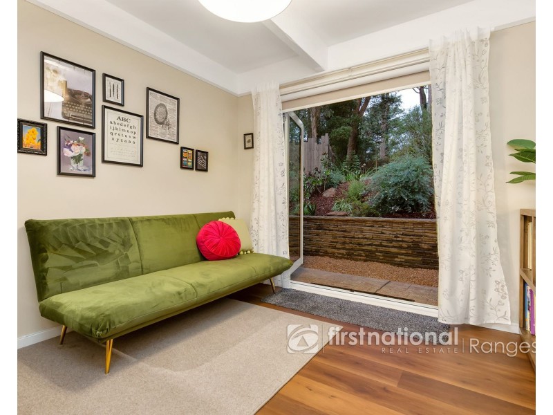 6 Station Avenue, Emerald VIC 3782