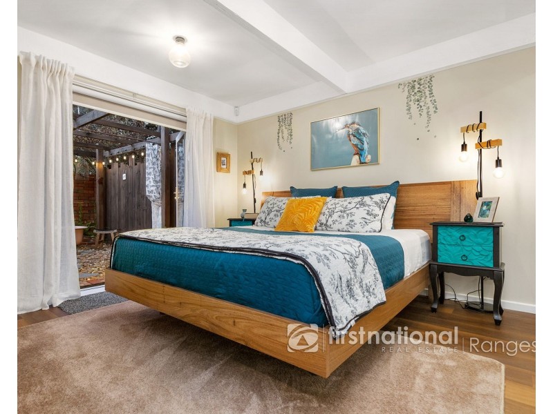 6 Station Avenue, Emerald VIC 3782