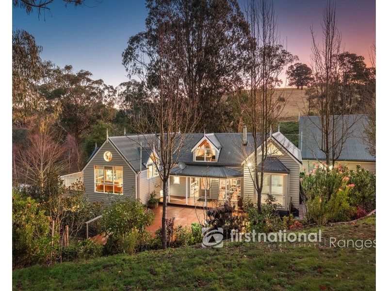 51 Bluebird Avenue, Cockatoo VIC 3781