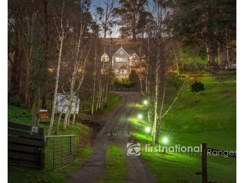 51 Bluebird Avenue, Cockatoo VIC 3781