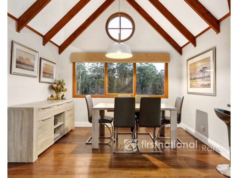 51 Bluebird Avenue, Cockatoo VIC 3781