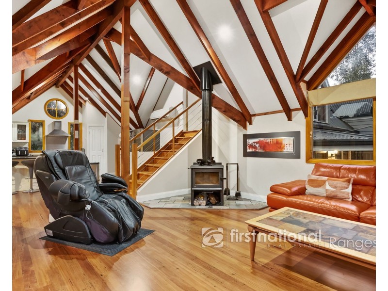 51 Bluebird Avenue, Cockatoo VIC 3781