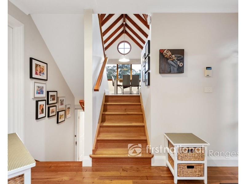 51 Bluebird Avenue, Cockatoo VIC 3781