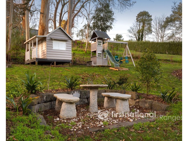 51 Bluebird Avenue, Cockatoo VIC 3781