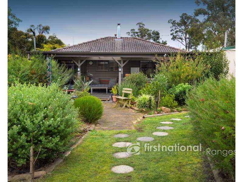 34 Joffre Parade, Cockatoo VIC 3781
