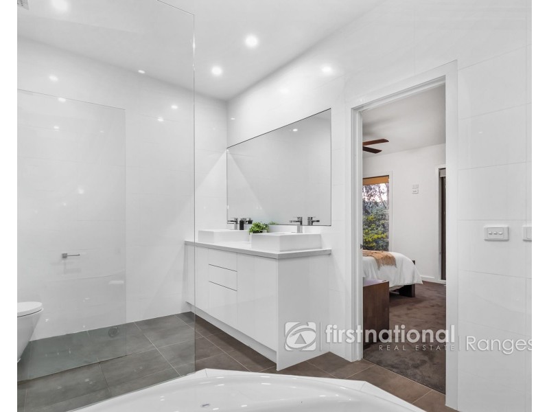 26 Sandells Road, Tecoma VIC 3160