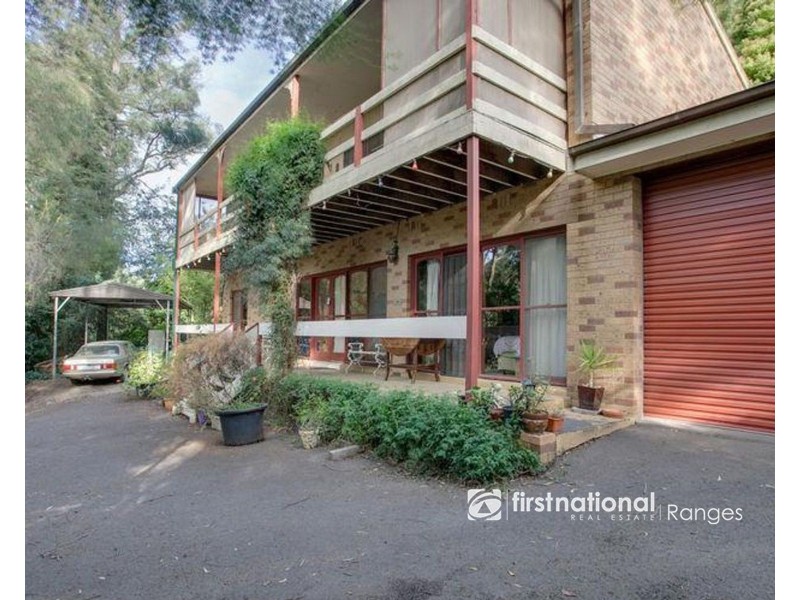 24 Mackenzie Street, Cockatoo VIC 3781