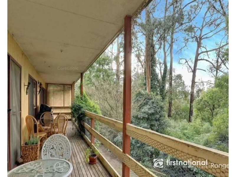 24 Mackenzie Street, Cockatoo VIC 3781