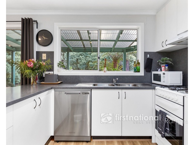 4 Station Road, Cockatoo VIC 3781