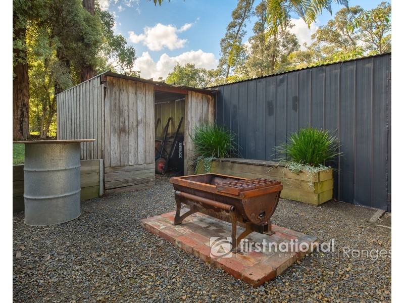 4 Station Road, Cockatoo VIC 3781