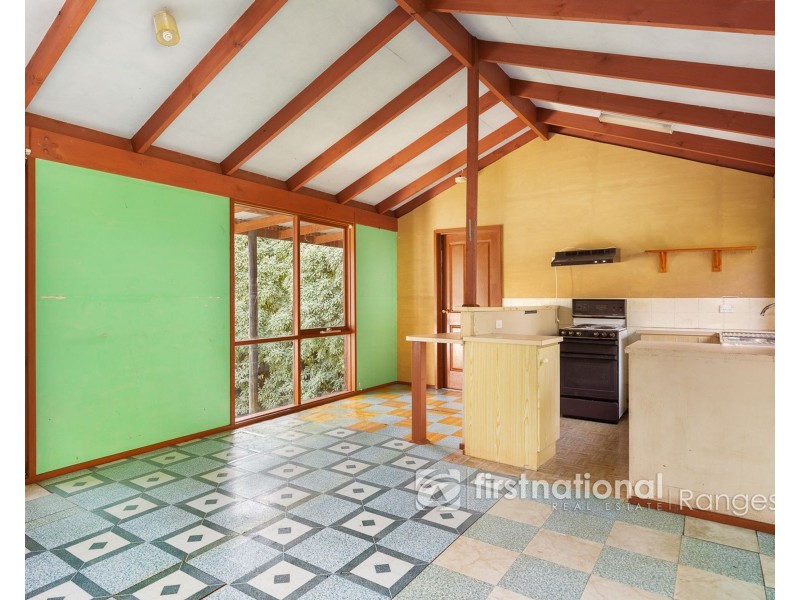 70 Woori Yallock Road, Cockatoo VIC 3781
