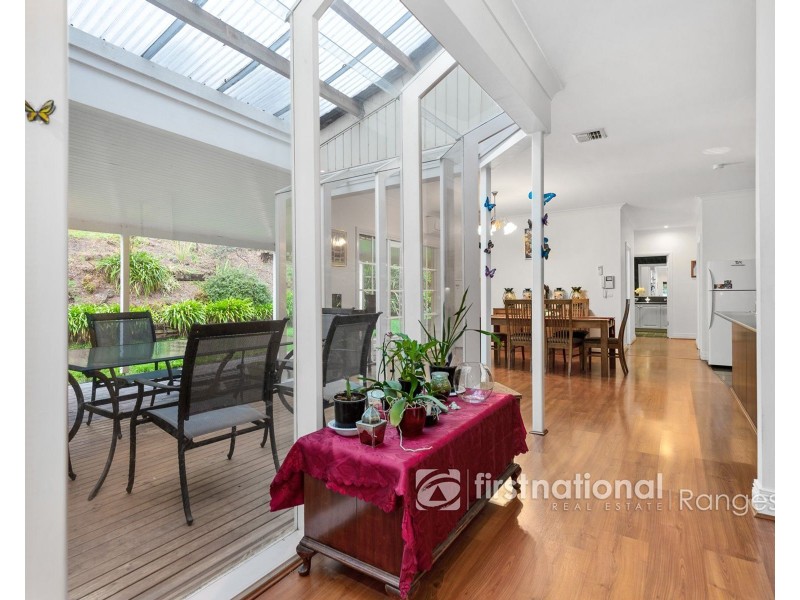 26 Fern Glade Drive, Emerald VIC 3782