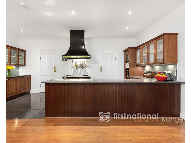 26 Fern Glade Drive, Emerald VIC 3782