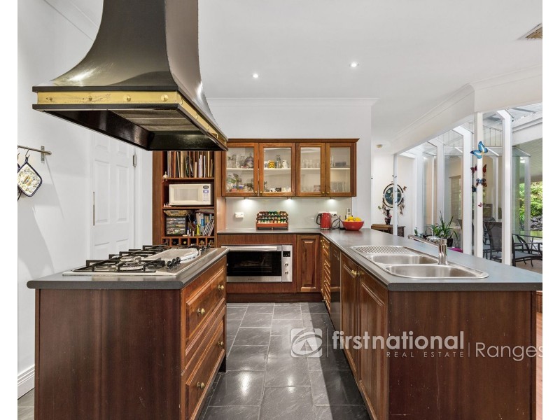 26 Fern Glade Drive, Emerald VIC 3782
