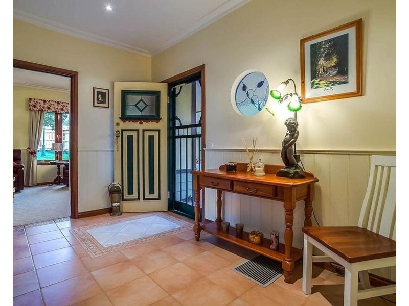 64 Ferguson Street, Upwey VIC 3158