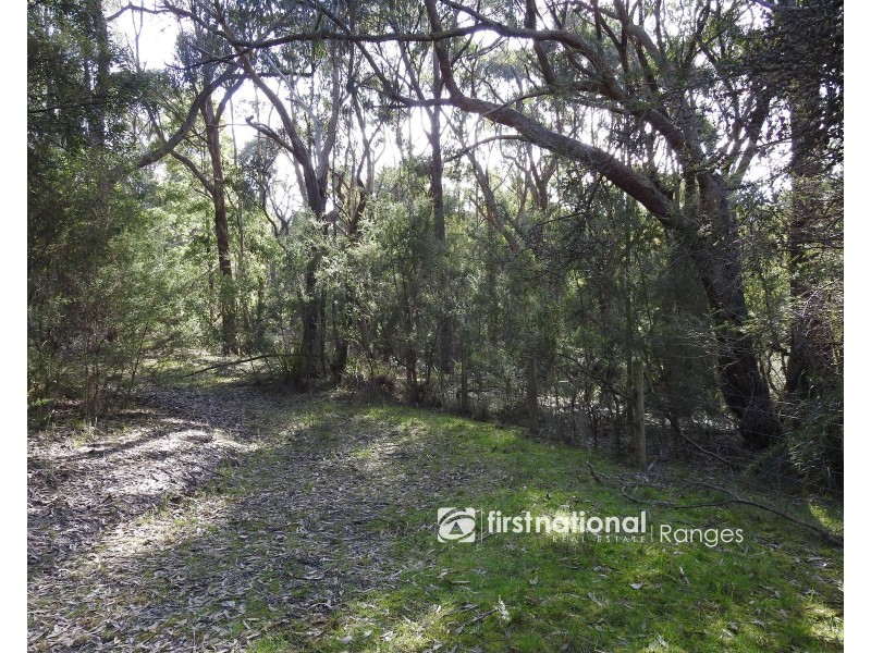 13 Glenview Road, Monbulk VIC 3793
