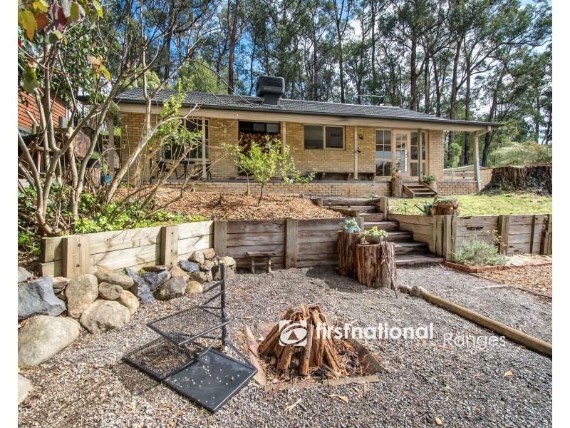 94 Moores Road, Monbulk VIC 3793