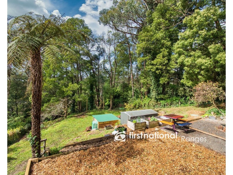 94 Moores Road, Monbulk VIC 3793