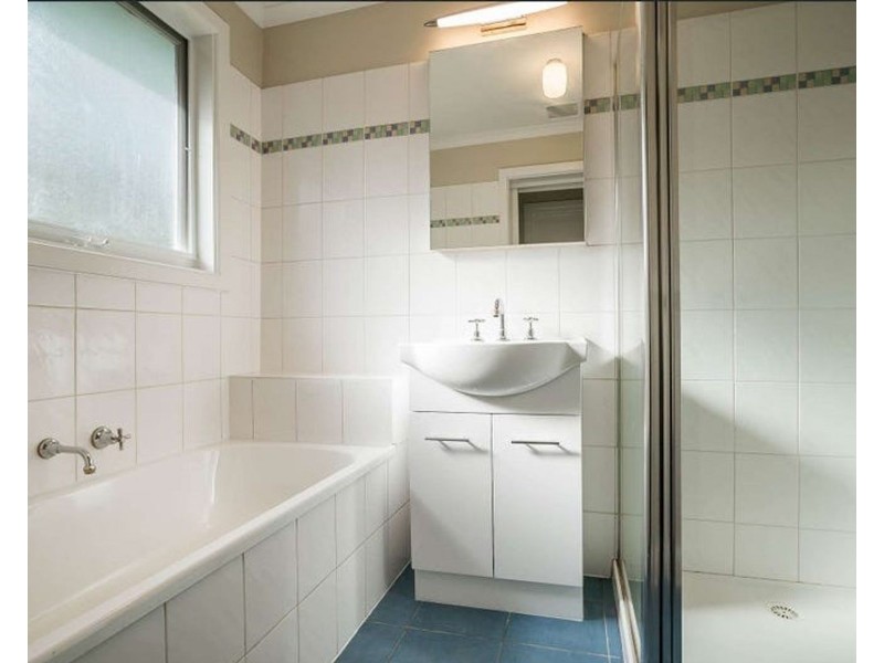 3 Outlook Drive, Kalorama VIC 3766