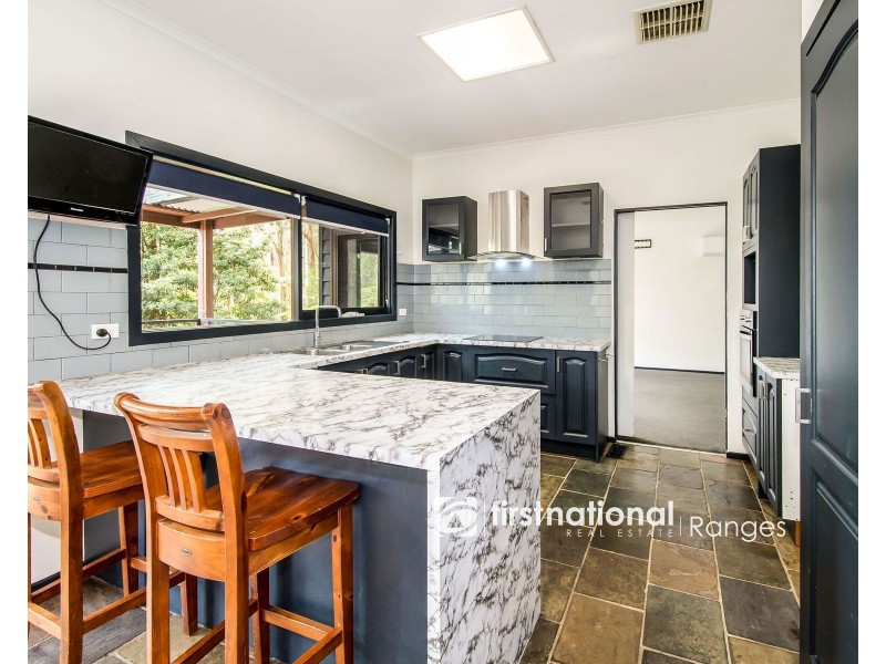 18 Johns Road, Selby VIC 3159