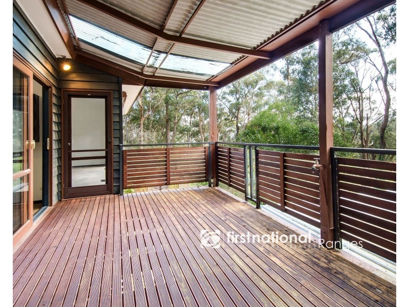 18 Johns Road, Selby VIC 3159