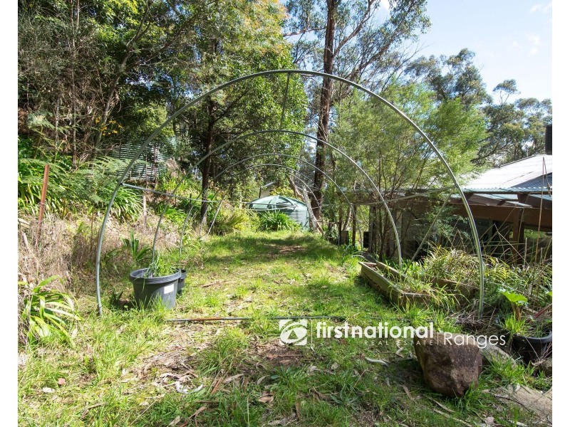 18 Johns Road, Selby VIC 3159