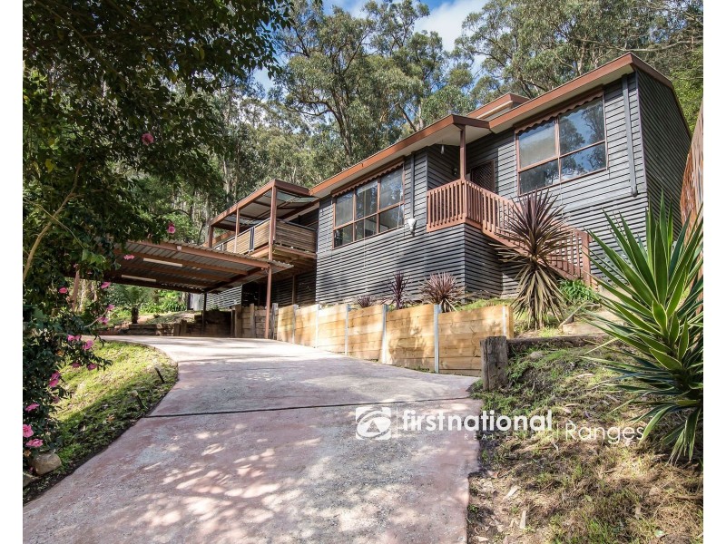 18 Johns Road, Selby VIC 3159