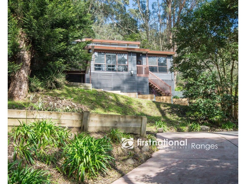 18 Johns Road, Selby VIC 3159