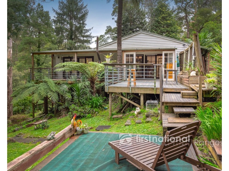 9 Edenmont Road, Emerald VIC 3782