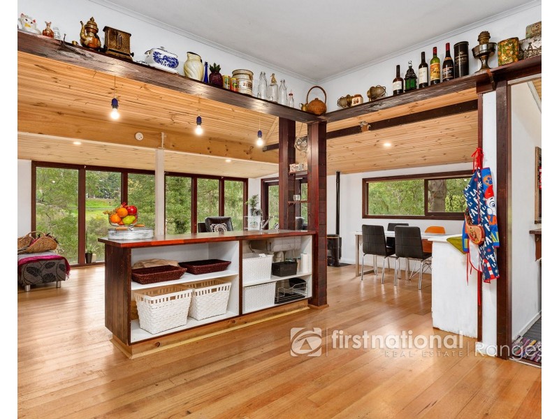 9 Edenmont Road, Emerald VIC 3782