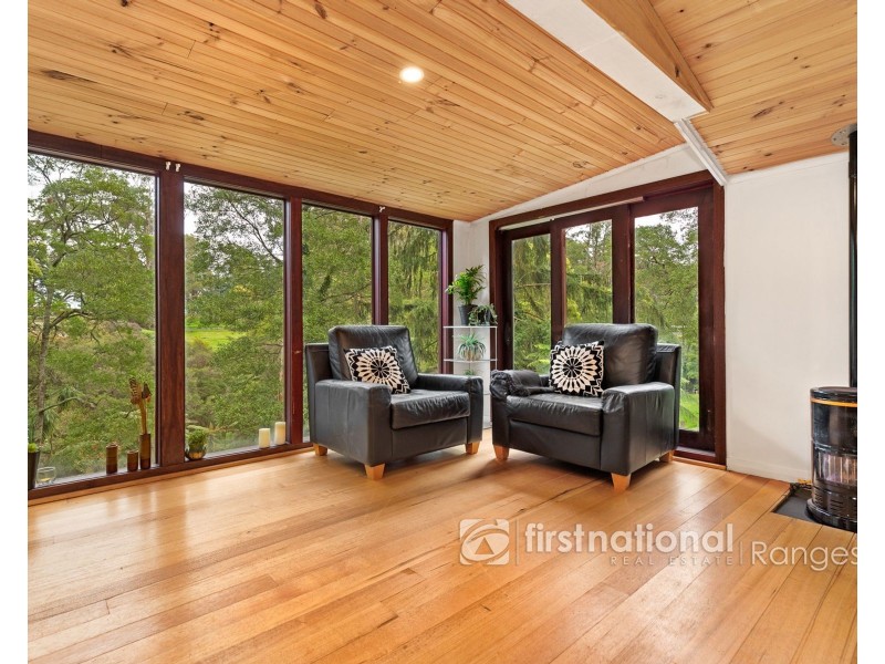 9 Edenmont Road, Emerald VIC 3782