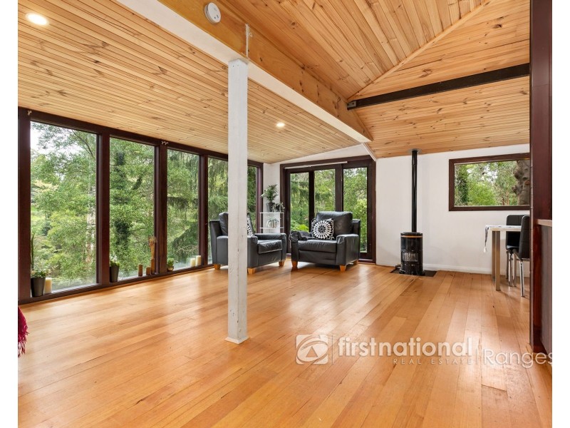 9 Edenmont Road, Emerald VIC 3782