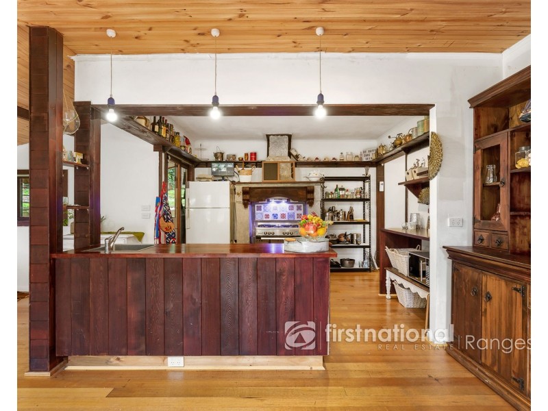 9 Edenmont Road, Emerald VIC 3782