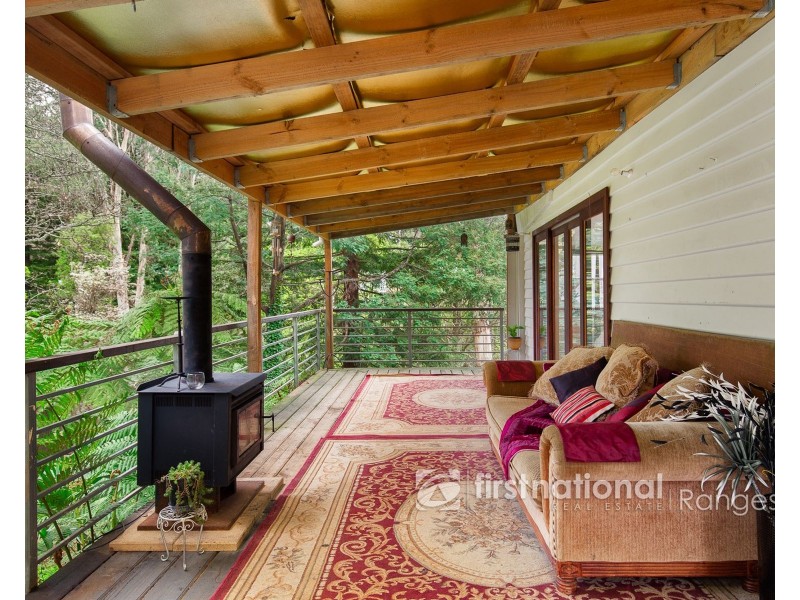 9 Edenmont Road, Emerald VIC 3782