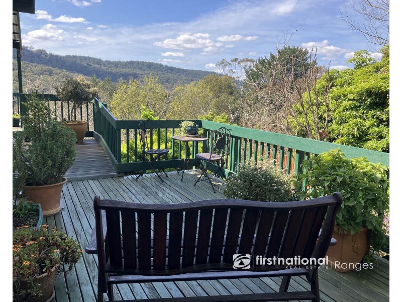33 Highcliff Road, Upwey VIC 3158